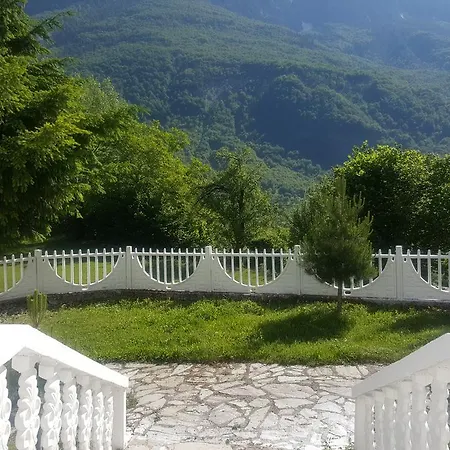 Hotel Perla E Alpeve 4*