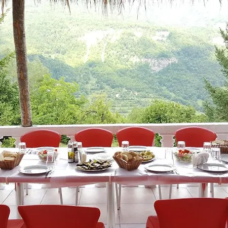 Hotel Perla E Alpeve 4*